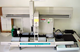 Beckman Biomek 2000 robotic station in a configuration to extract genomic DNA from forensic samples through magnetic beads.